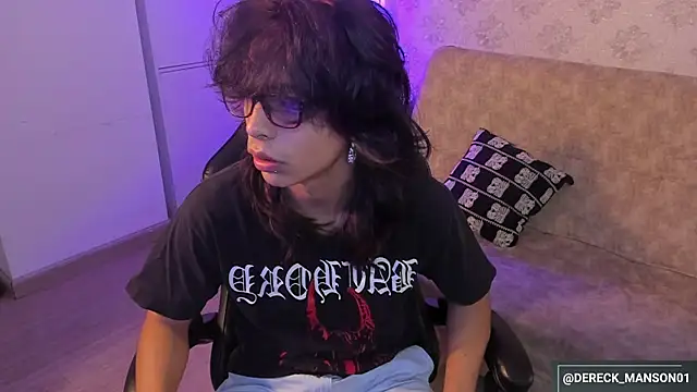 Dereck Manson online show from October 12, 11:37 am