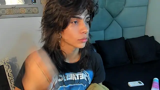 Dereck Manson online show from November 11, 12:32 pm