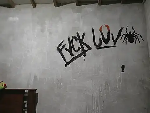 dirty model online show from April 11, 7:45 am