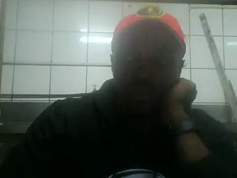 thabang2222 online show from December 3, 11:22 pm