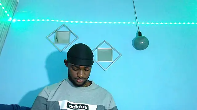 eebony stallion online show from March 21, 3:32 am