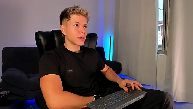 nathan blake online show from October 26, 8:44 pm