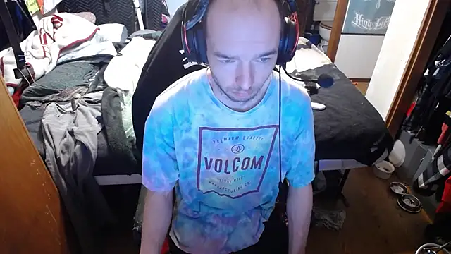 womenhateme69 online show from April 18, 5:03 pm