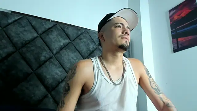 OwenStonne  online show from November 11, 11:59 am