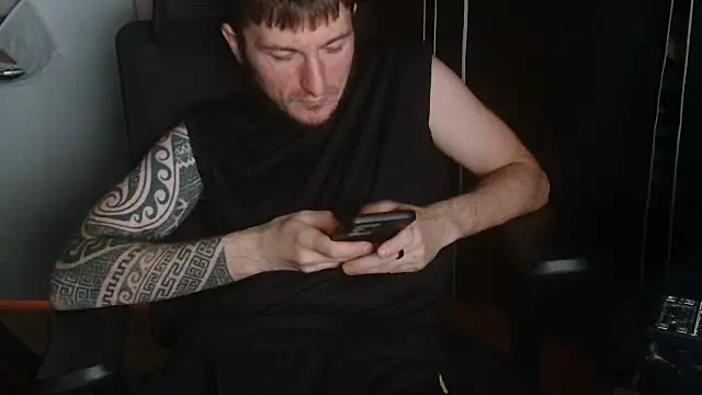 th1  online show from May 14, 3:26 am