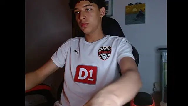 Xtremeplay 18 online show from October 30, 11:50 pm