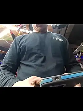 twistafatpipe online show from February 13, 2:51 am