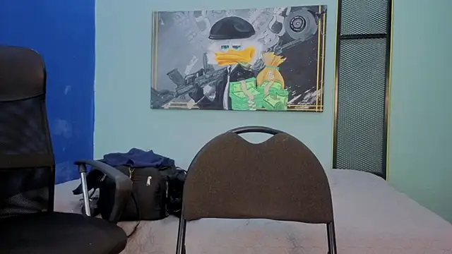 DylanGuss online show from November 26, 11:57 am