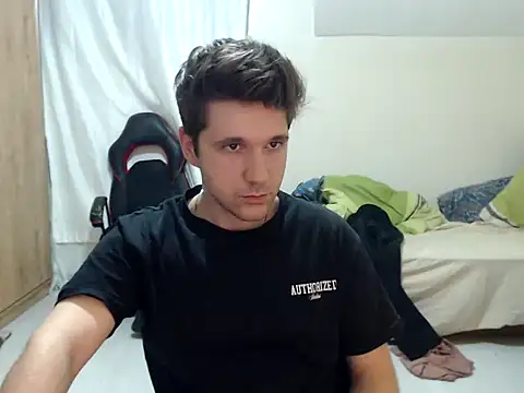 Snapshot of 2handsomemann chatting on September 25, 7:35 pm 2handsomemann online show from September 25, 7:35 pm