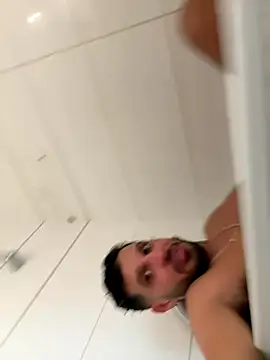 husbandandwifetobe online show from October 17, 10:08 am