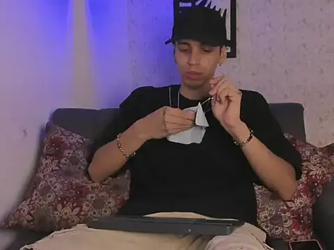 Snapshot of nicolai_drake chatting on September 19, 3:40 am nicolai drake online show from September 19, 3:40 am
