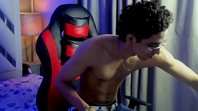 nicolai drake online show from November 16, 4:03 am