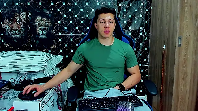 javiersexymann online show from February 28, 10:53 pm