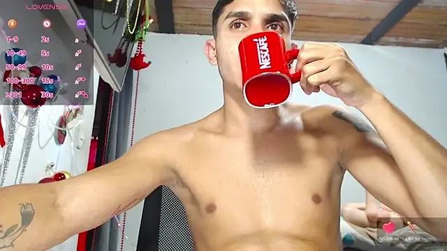 Angel latinboy online show from November 25, 9:50 pm