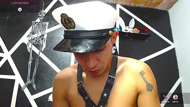 Angel latinboy online show from October 17, 10:25 pm