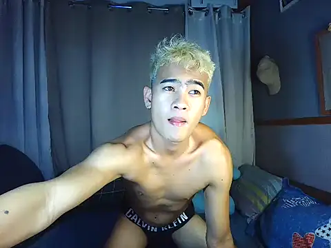 xx topless online show from November 5, 9:17 pm