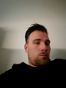 mrlyuis online show from March 3, 3:19 pm