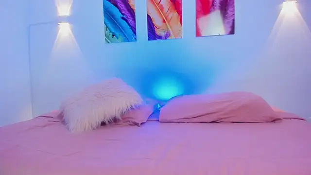 ZarekFox online show from October 7, 8:24 pm