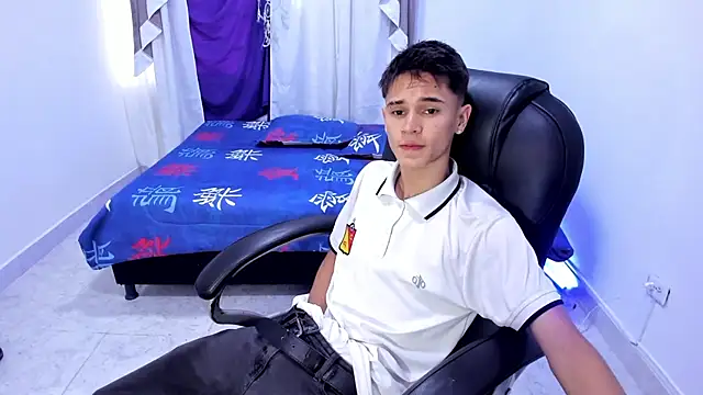 Aron Boyy online show from October 14, 8:27 pm