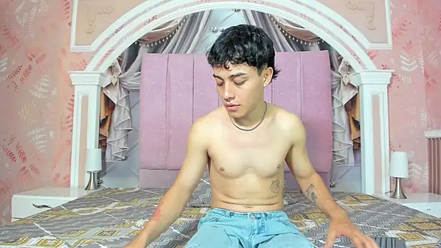 Dani rivass online show from October 9, 12:10 pm