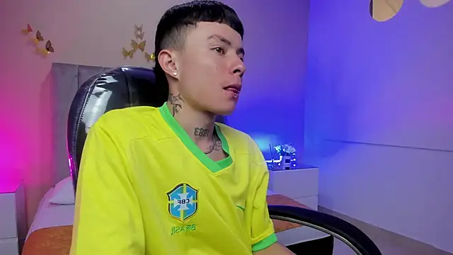 Nascary Fox online show from March 20, 1:15 pm