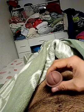 Mzjdgquiu online show from October 21, 3:04 pm