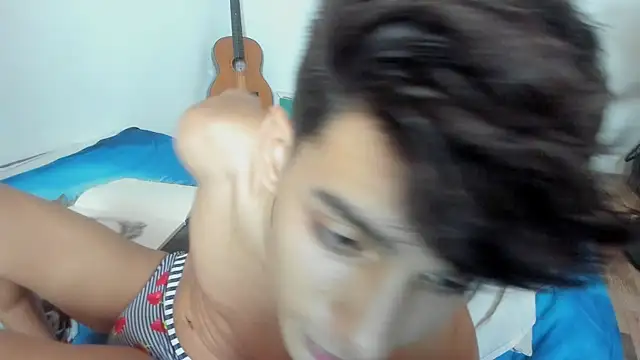 AliottTwink online show from September 21, 9:59 pm