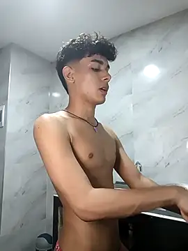 AliottTwink online show from September 13, 12:33 am