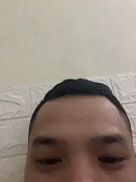 Snapshot of letruong6879 chatting on October 9, 10:20 am letruong6879 online show from October 9, 10:20 am