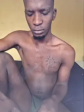 RAWFREAKYVERSE online show from December 22, 5:26 am