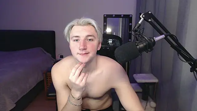 Elvin Vaenight online show from November 17, 12:24 am