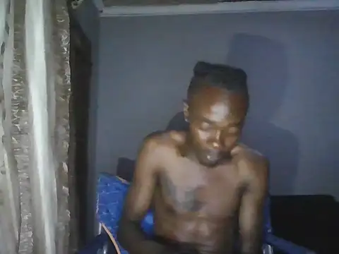 Nykho17 online show from November 1, 9:30 pm