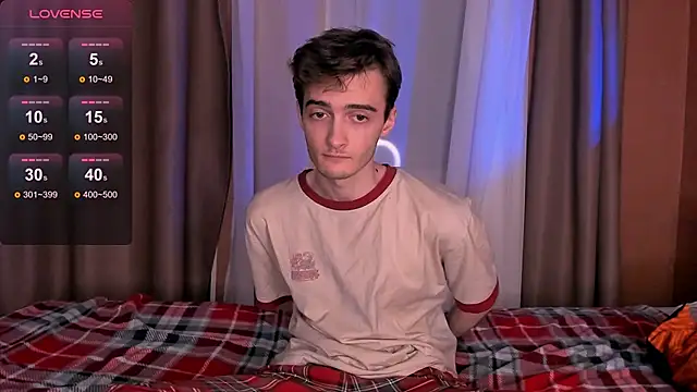 spider    man online show from November 3, 3:14 pm