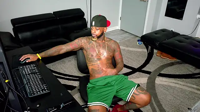 SLANGONDEMHOES online show from October 9, 3:39 pm