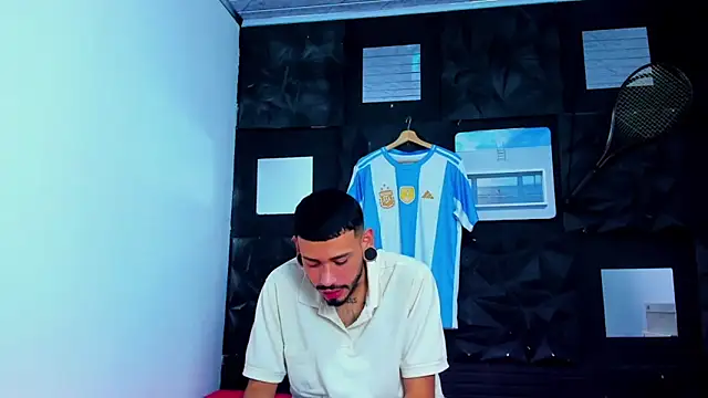 rolo martinez online show from September 13, 1:39 am