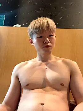 Snapshot of zachlee_69 chatting on September 27, 3:21 pm zachlee 69 online show from September 27, 3:21 pm