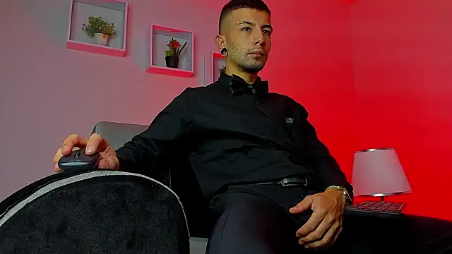Tayler bennet  online show from September 15, 4:03 am