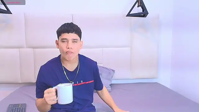aron twink66 online show from September 27, 2:37 pm
