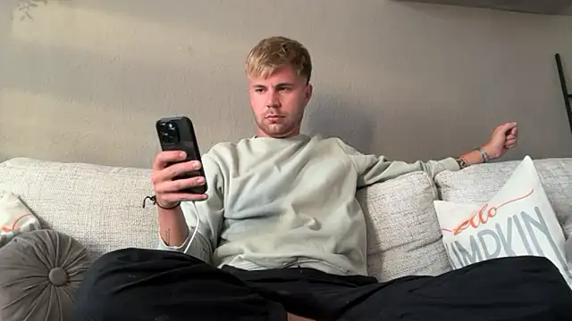 RioBlaze online show from September 14, 4:53 pm