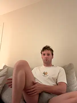 blueblondguy online show from September 13, 8:21 pm