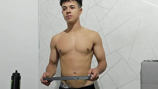 Alex Colton7 online show from November 13, 3:33 am