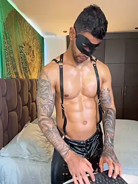 Tomy maylon online show from October 21, 5:05 pm