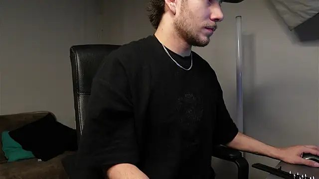 Ethan Fyre online show from October 29, 9:51 pm