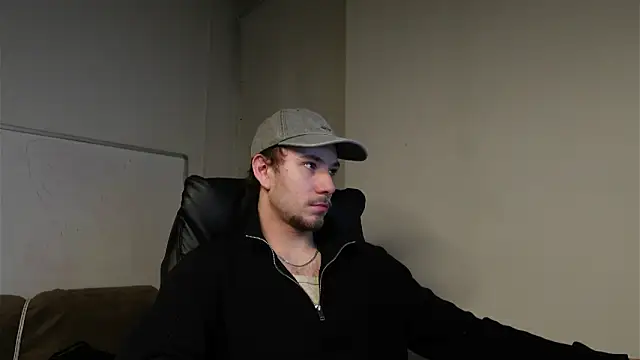 Ethan Fyre online show from November 3, 10:00 pm