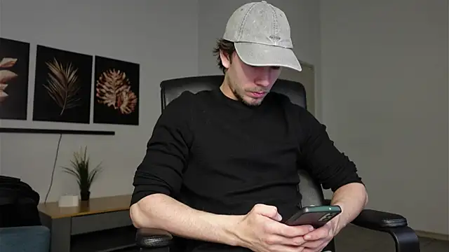 Ethan Fyre online show from November 27, 9:51 pm