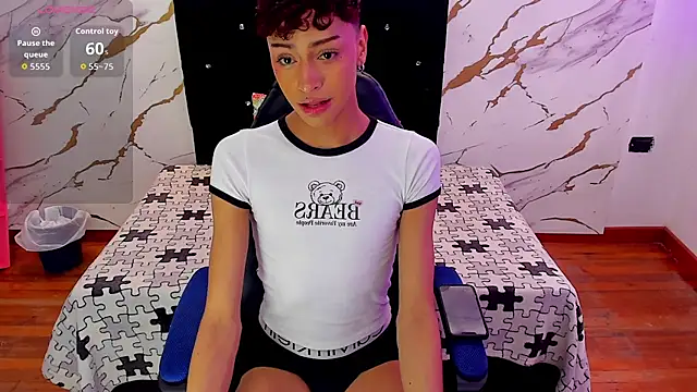 owen sexy25 online show from September 23, 8:08 pm