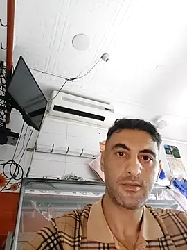 mahdiDido online show from October 19, 8:12 pm