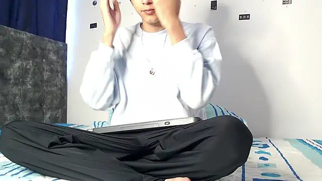 alexmark  online show from April 2, 2:14 pm