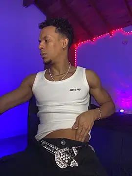 RickKrong  online show from November 15, 10:45 pm