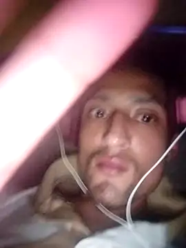 IncompatibleBean41 online show from October 17, 11:25 am